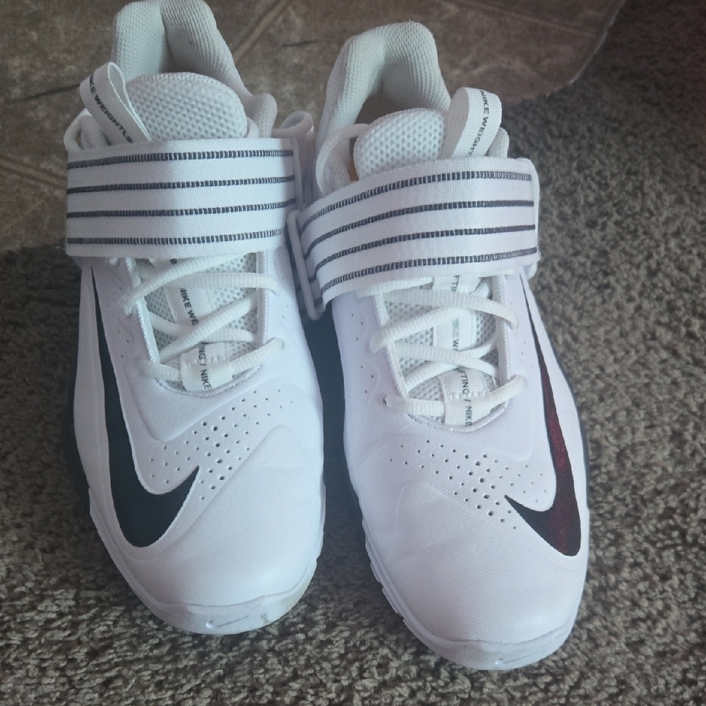 Nike Men's White and Black Sneakers